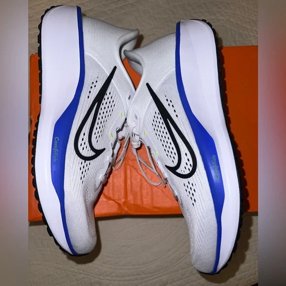 NIB Nike Quest 6 Sneakers - Picture 3 of 7